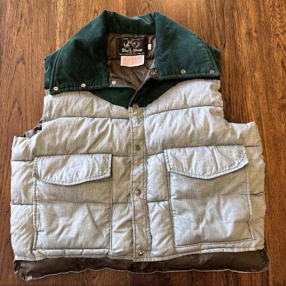 Vintage 80's Black Sheep Green Corduroy Western Puffer Vest  Women’s XL